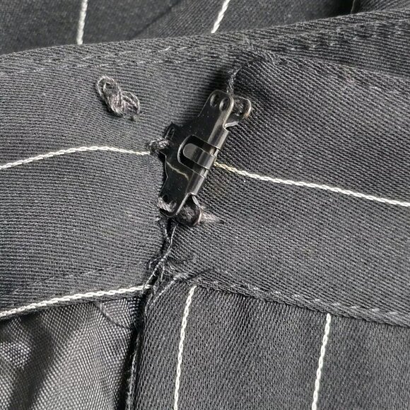 VTG Noviello Bloom Bergdorf Goodman Black Pinstriped Two Piece Skirt Suit Size 4 - Picture 6 of 11